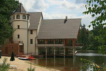 Puscha Lesnaya Hotel Irpin Buitenkant foto